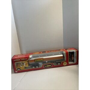 New Bright No. 2121 1994 Highway Hauler Pilot Fuel Tanker With Remote New